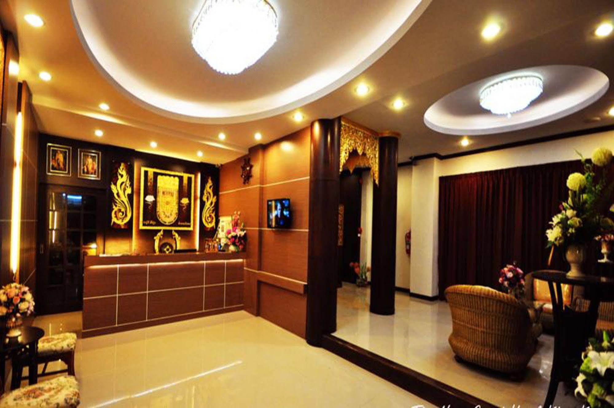 The Next Grand Hotel Khon Kaen Exteriér fotografie